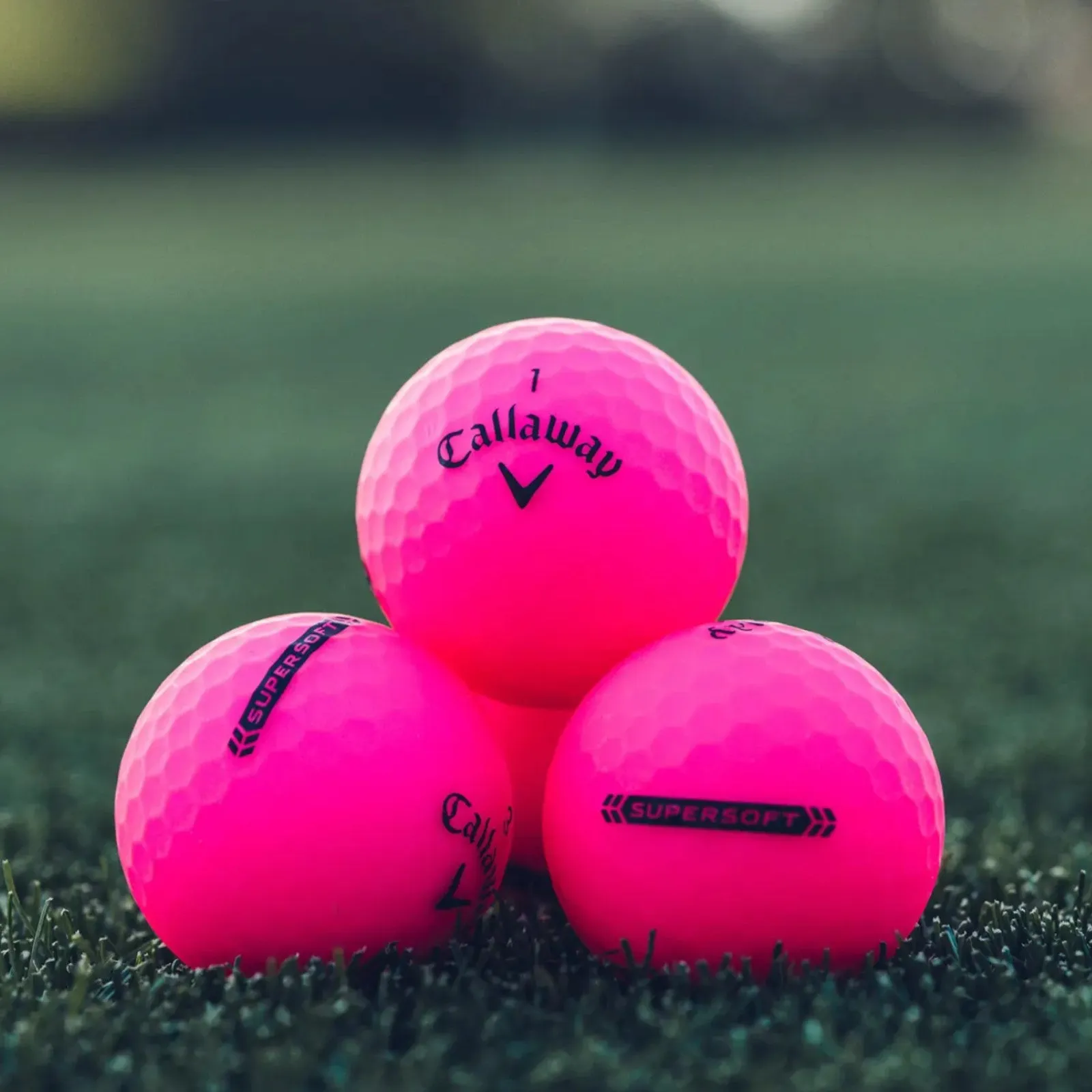 Callaway SuperSoft Golf Balls Matte Pink - Dozen