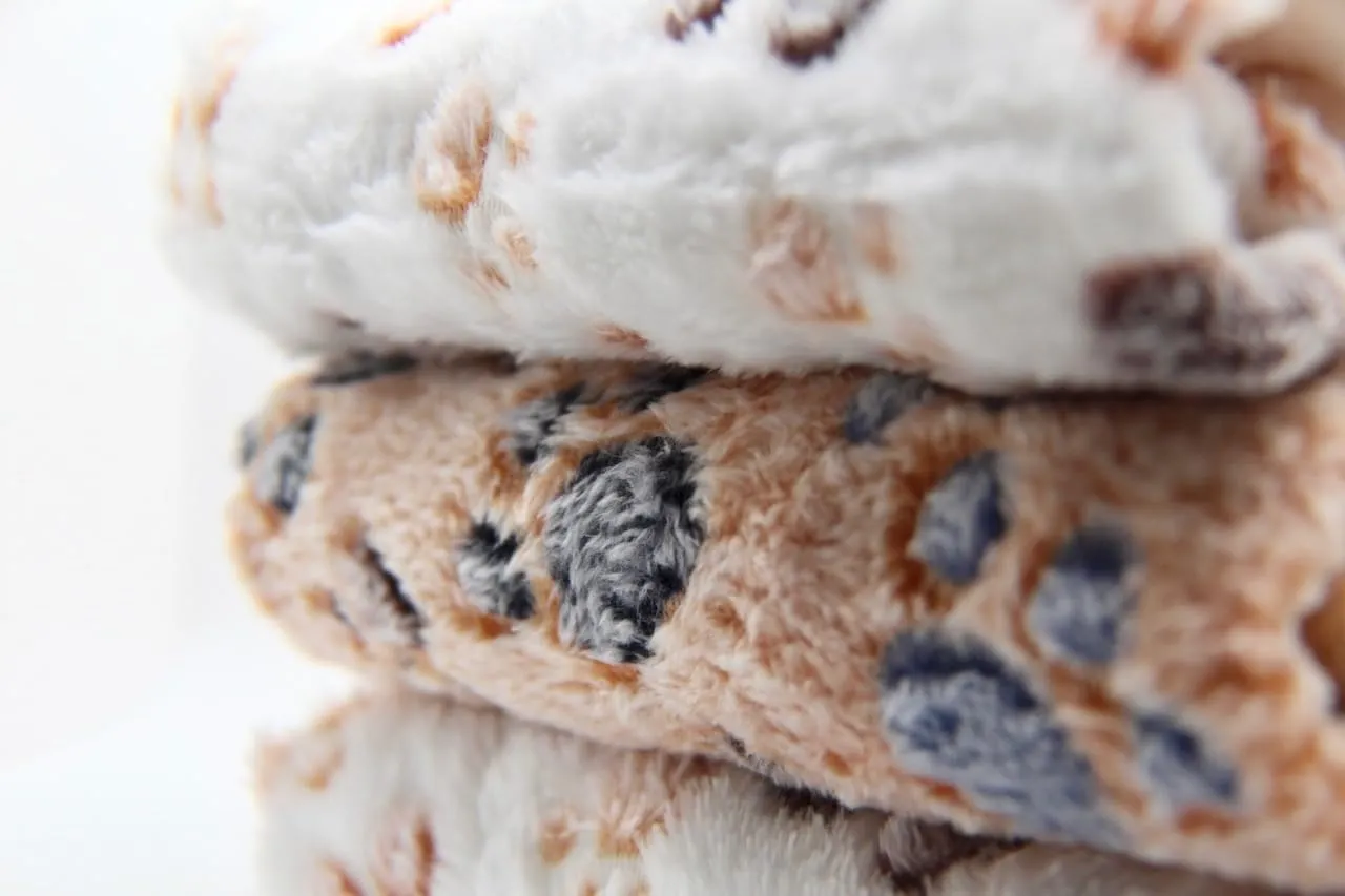 Premium Fleece Pet Blanket/Throw for Dog Cat Puppy Kitten Small Animal (White/Pink/Brown, Medium)